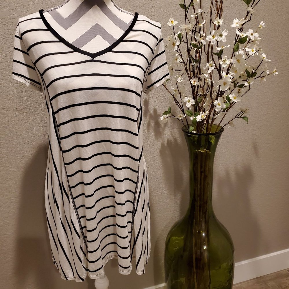 Jessica Simpson Striped Maternity Shirt